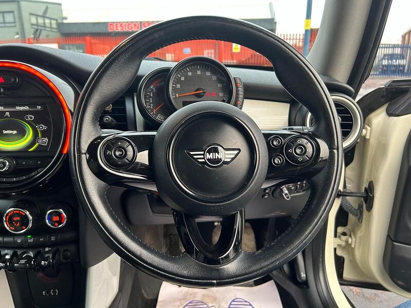 Used MINI Hatch 2015 for sale - 76578141: Photo 18