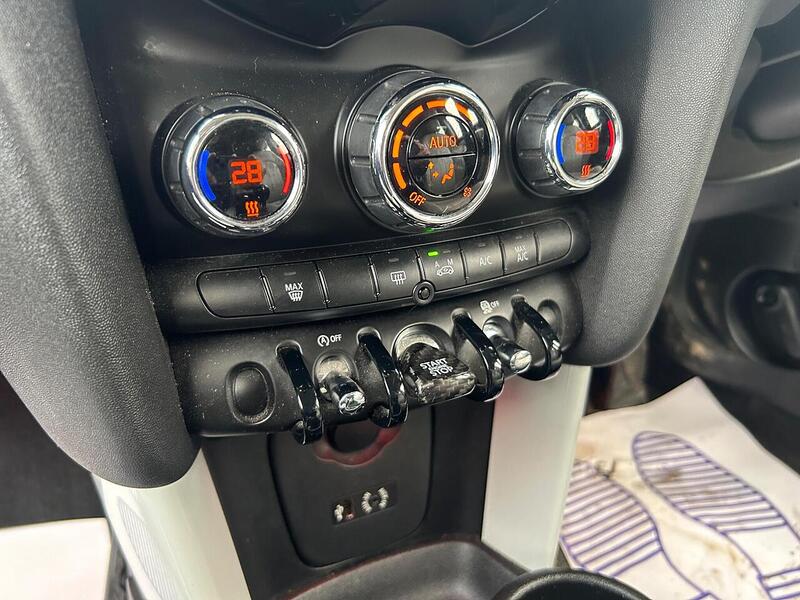 Used MINI Hatch 2015 for sale - 76578141: Photo 32