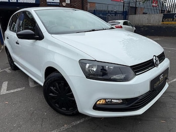 Used Volkswagen Polo 2015 for sale - 78765574: Photo