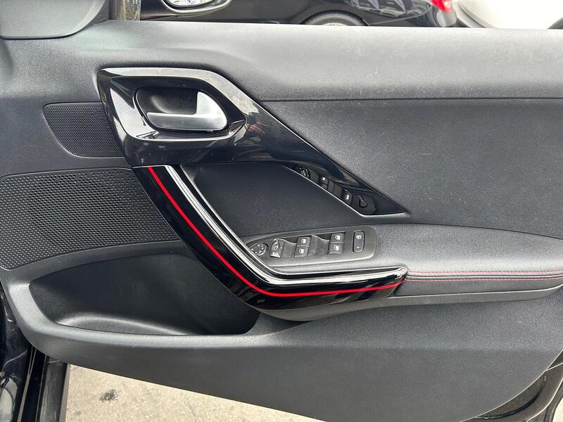 Used Peugeot 2008 2017 for sale - 76263812: Photo 21