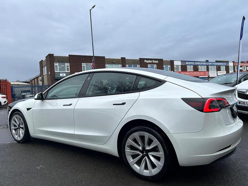 Used Tesla Model 3 2021 for sale - 76946808: Photo 4