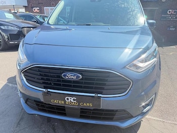 Used Ford Grand Tourneo Connect 2019 for sale - 79359348: Photo