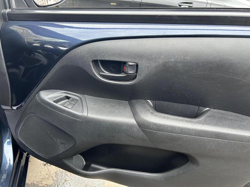 Used Toyota AYGO 2014 for sale - 76464451: Photo 19