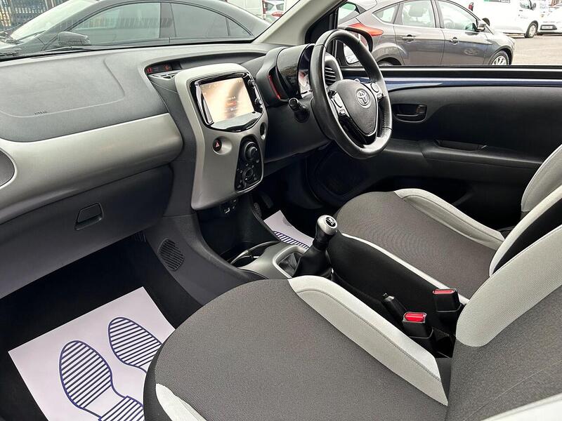 Used Toyota AYGO 2014 for sale - 76464451: Photo 40