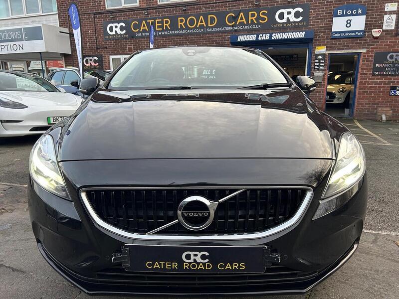 Used Volvo V40 2019 for sale - 77735181: Photo 2