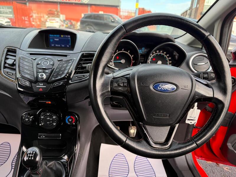 Used Ford Fiesta 2016 for sale - 76352991: Photo 25