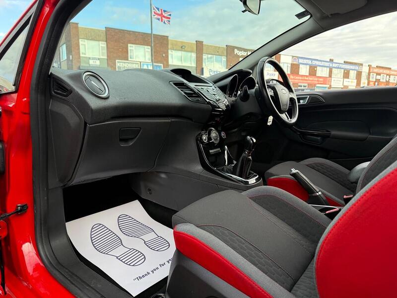 Used Ford Fiesta 2016 for sale - 76352991: Photo 29