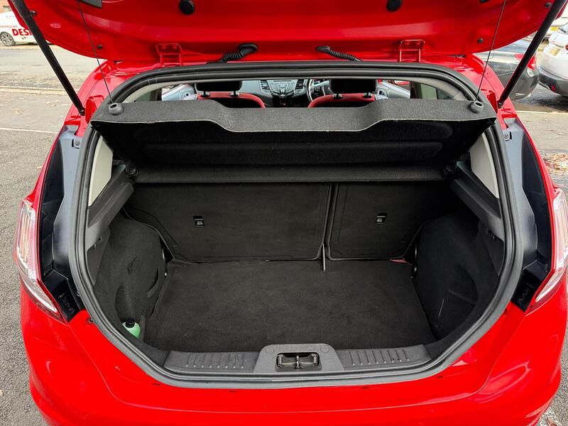 Used Ford Fiesta 2016 for sale - 76352991: Photo 31