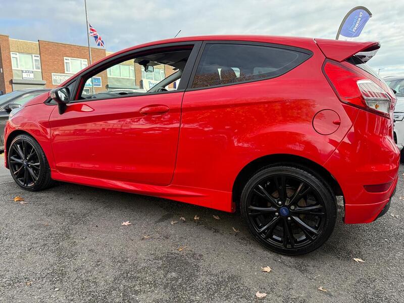 Used Ford Fiesta 2016 for sale - 76352991: Photo 7