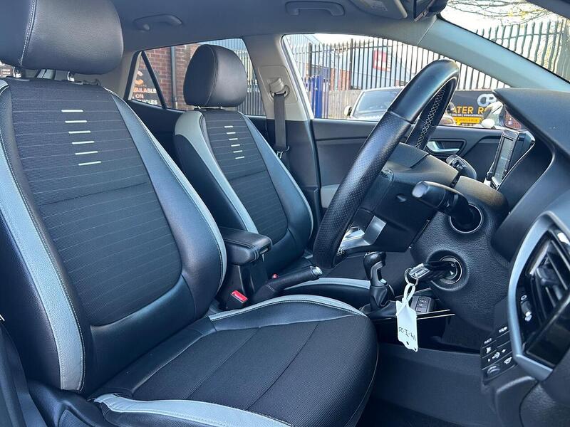 Used Kia Stonic 2019 for sale - 76736427: Photo 20