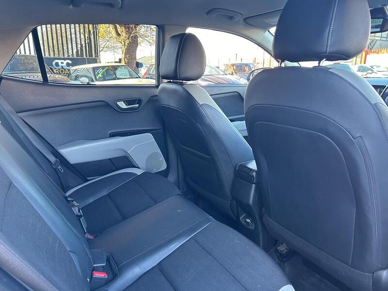 Used Kia Stonic 2019 for sale - 76736427: Photo 21
