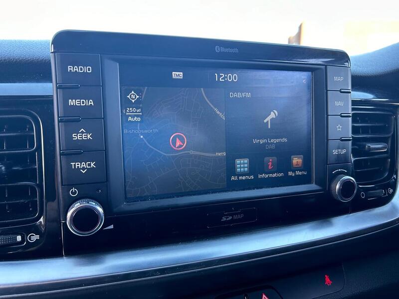 Used Kia Stonic 2019 for sale - 76736427: Photo 29