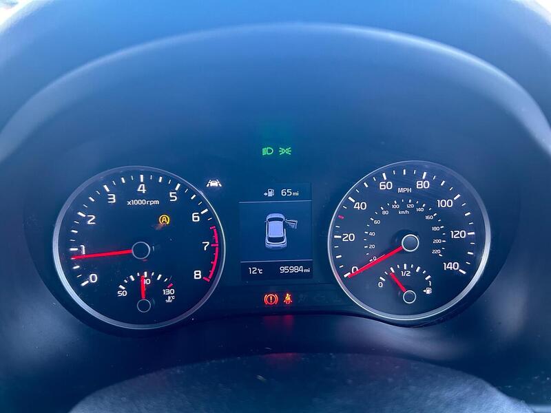 Used Kia Stonic 2019 for sale - 76736427: Photo 30