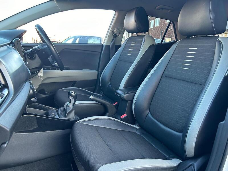 Used Kia Stonic 2019 for sale - 76736427: Photo 34