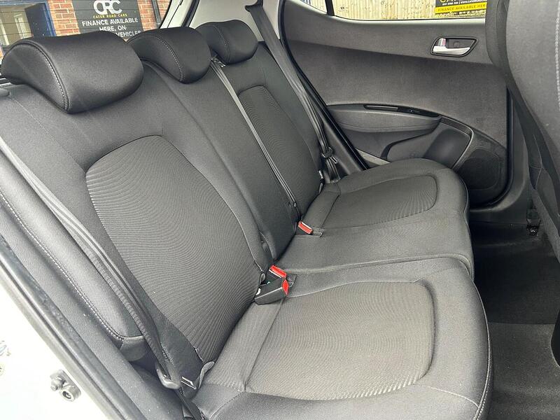 Used Hyundai i10 2017 for sale - 76417974: Photo 23