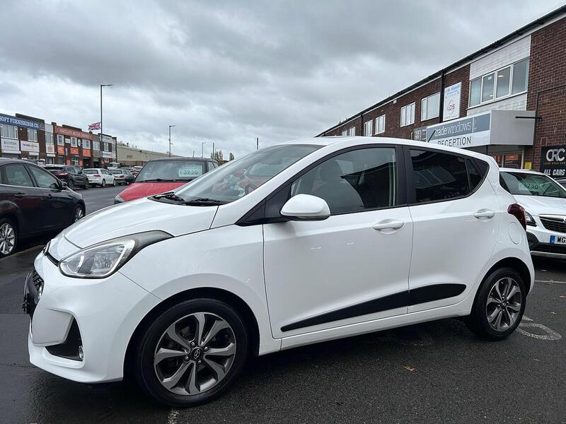 Used Hyundai i10 2017 for sale - 76417974: Photo 5