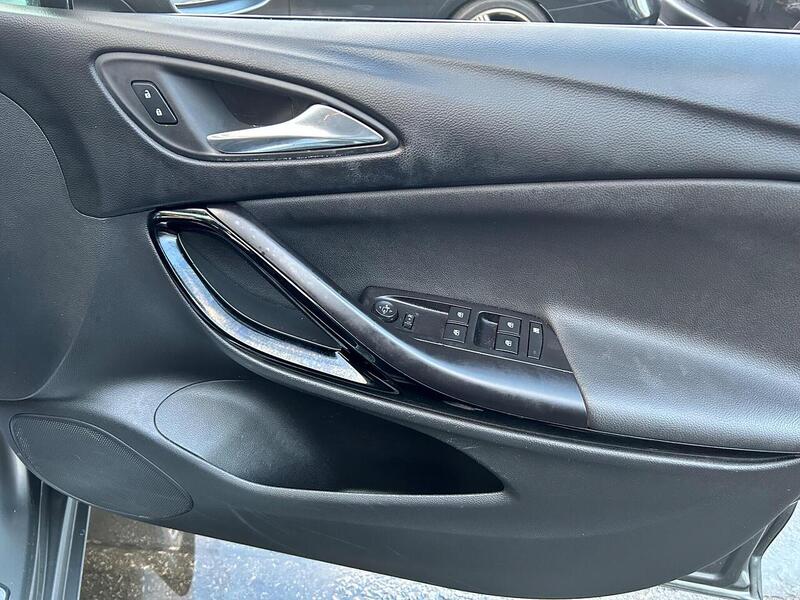 Used Vauxhall Astra 2018 for sale - 77003324: Photo 24