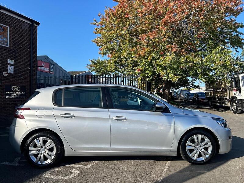 Used Peugeot 308 2015 for sale - 76430473: Photo 12