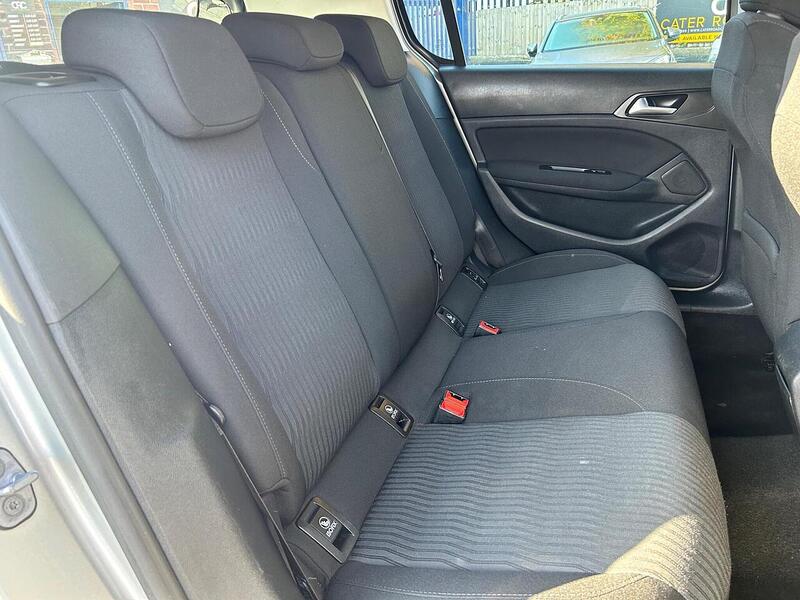 Used Peugeot 308 2015 for sale - 76430473: Photo 21