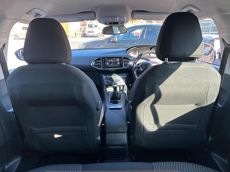 Used Peugeot 308 2015 for sale - 76430473: Photo 27