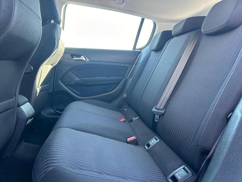 Used Peugeot 308 2015 for sale - 76430473: Photo 28