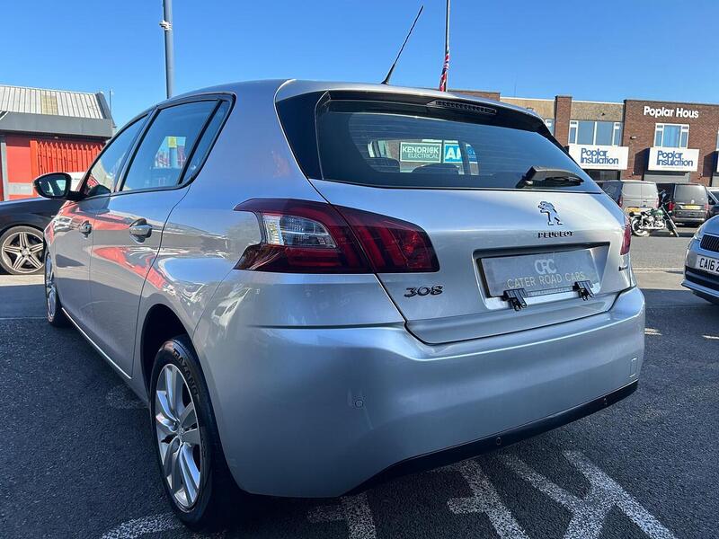 Used Peugeot 308 2015 for sale - 76430473: Photo 8