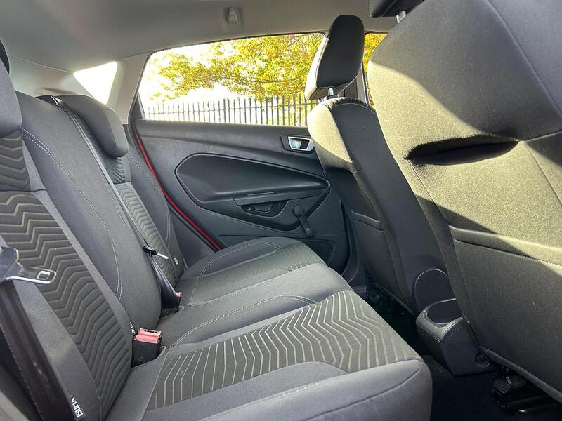 Used Ford Fiesta 2014 for sale - 76396564: Photo 21