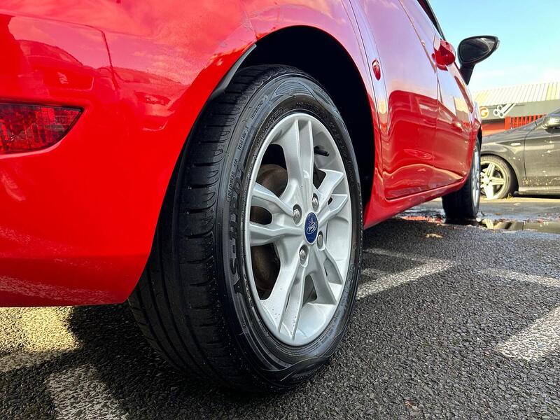 Used Ford Fiesta 2014 for sale - 76396564: Photo 25