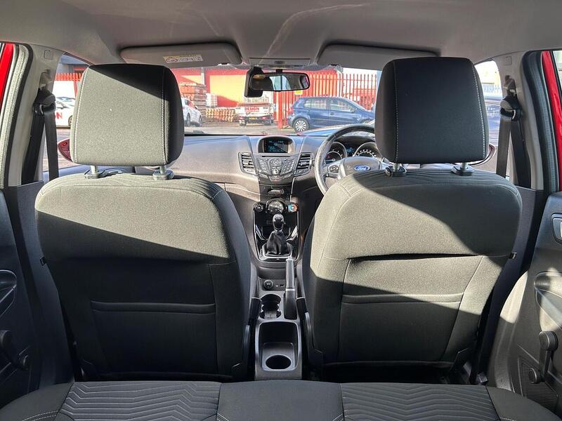 Used Ford Fiesta 2014 for sale - 76396564: Photo 28