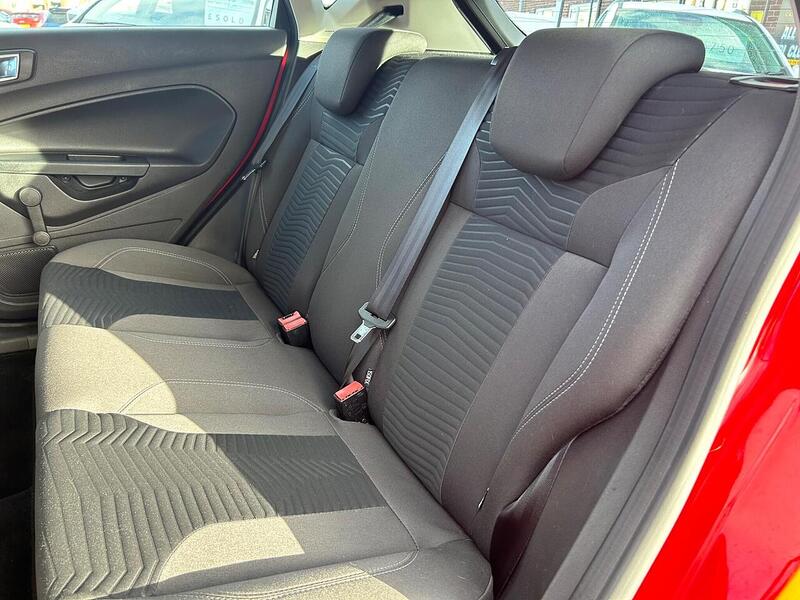 Used Ford Fiesta 2014 for sale - 76396564: Photo 30