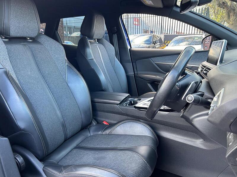 Used Peugeot 3008 2017 for sale - 76626996: Photo 18