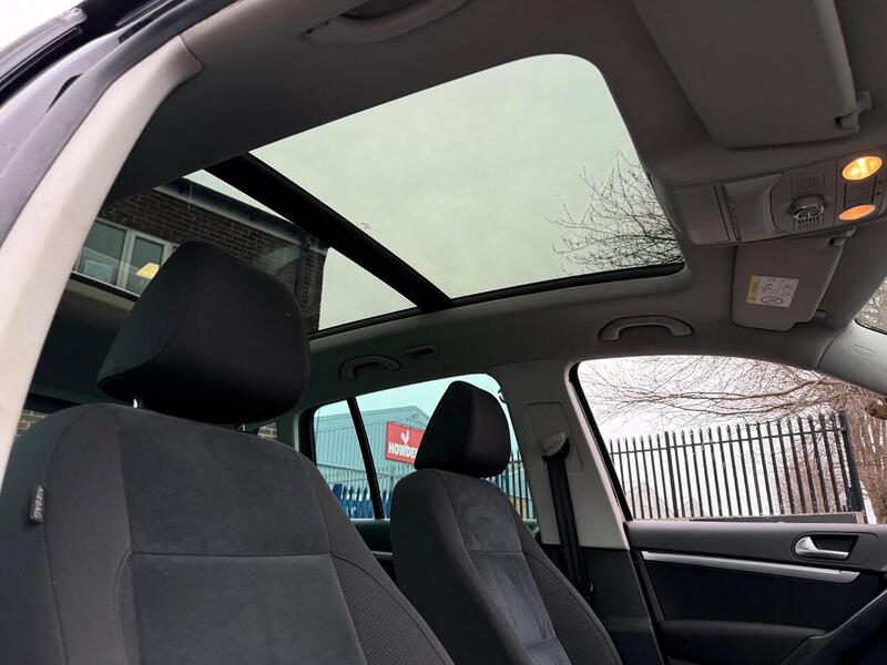 Used Volkswagen Tiguan 2015 for sale - 77584056: Photo 22