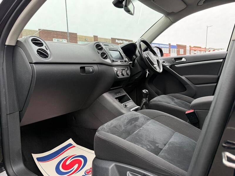 Used Volkswagen Tiguan 2015 for sale - 77584056: Photo 29