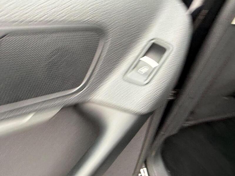 Used Volkswagen Tiguan 2015 for sale - 77584056: Photo 37