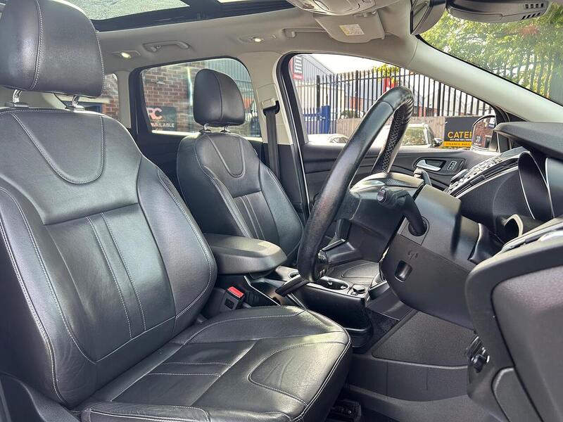 Used Ford Kuga 2015 for sale - 76106308: Photo 17