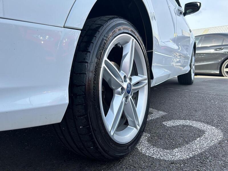 Used Ford Kuga 2015 for sale - 76106308: Photo 26