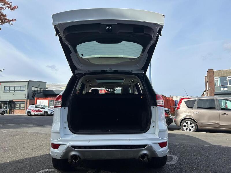 Used Ford Kuga 2015 for sale - 76106308: Photo 27