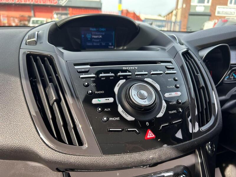 Used Ford Kuga 2015 for sale - 76106308: Photo 34