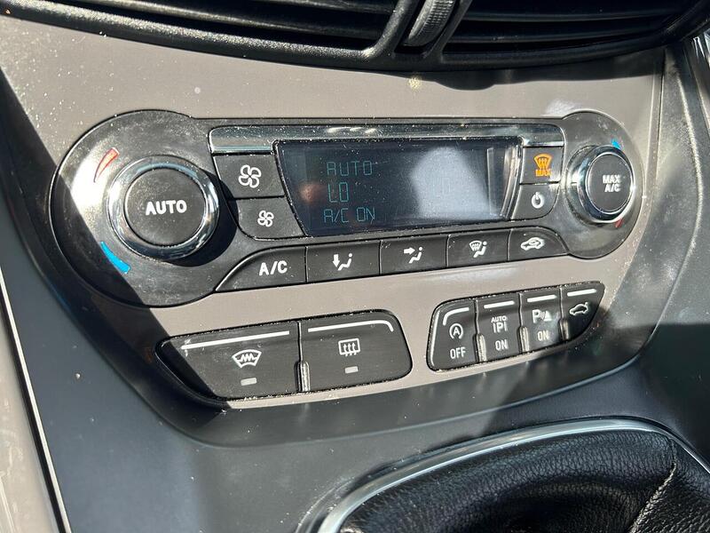 Used Ford Kuga 2015 for sale - 76106308: Photo 36