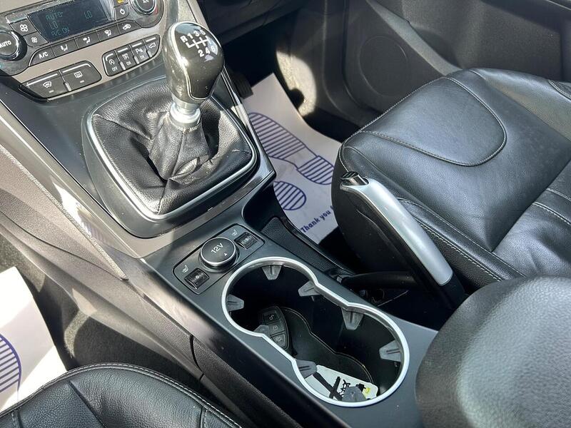 Used Ford Kuga 2015 for sale - 76106308: Photo 37