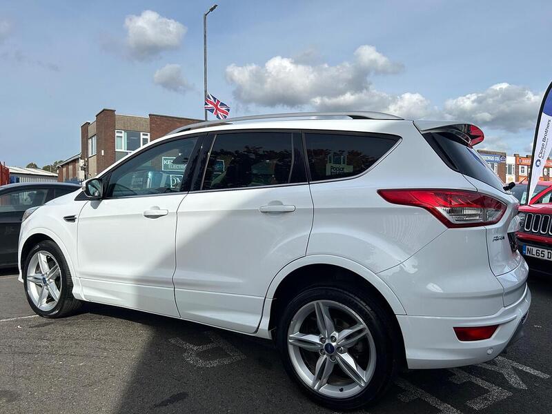 Used Ford Kuga 2015 for sale - 76106308: Photo 7