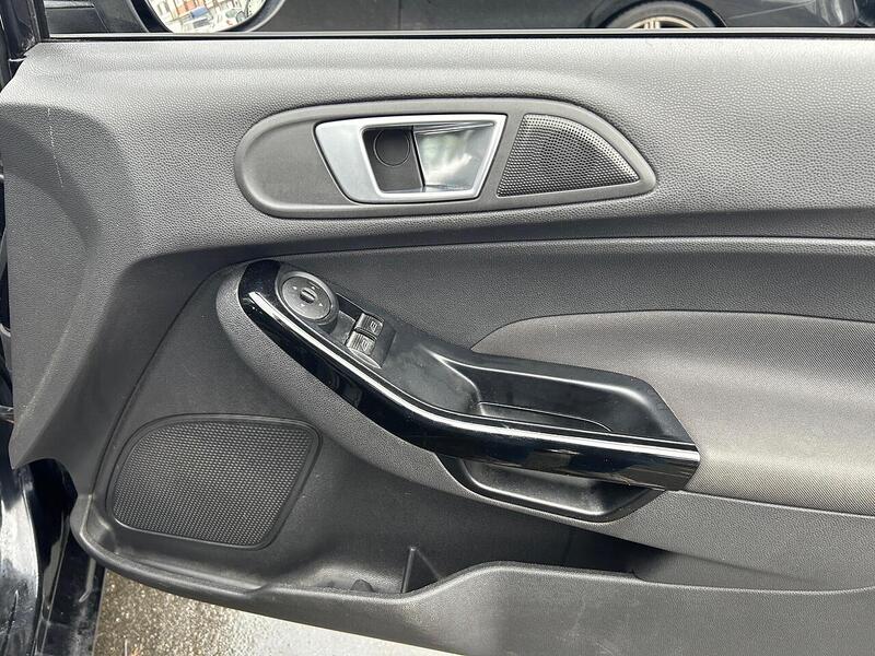 Used Ford Fiesta 2016 for sale - 76578139: Photo 25