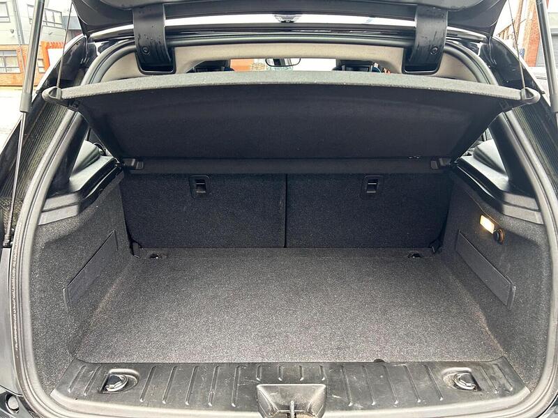 Used BMW i3 2017 for sale - 76559541: Photo 44