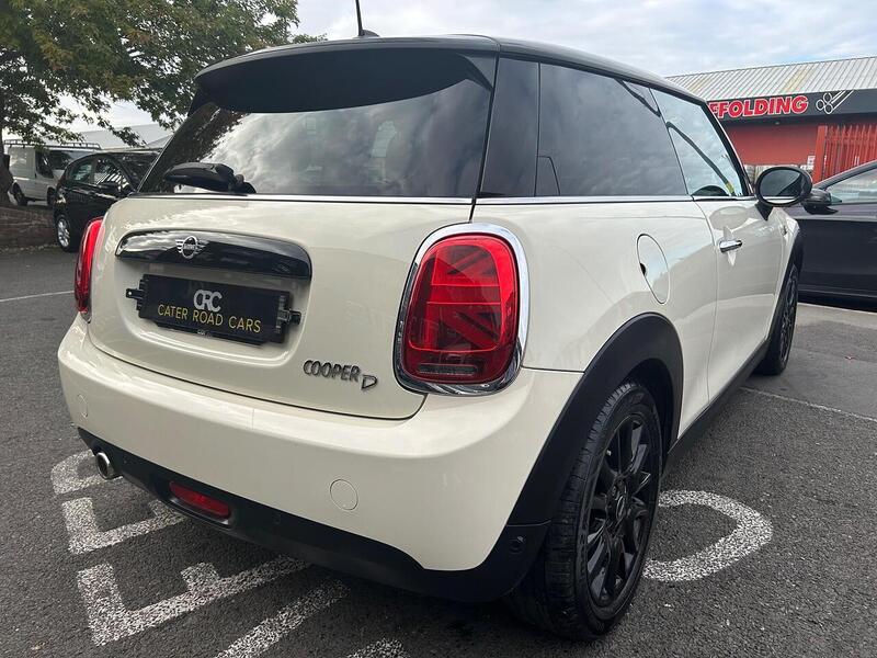 Used MINI Hatch 2018 for sale - 76119369: Photo 10