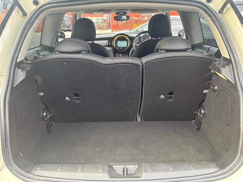 Used MINI Hatch 2018 for sale - 76119369: Photo 26