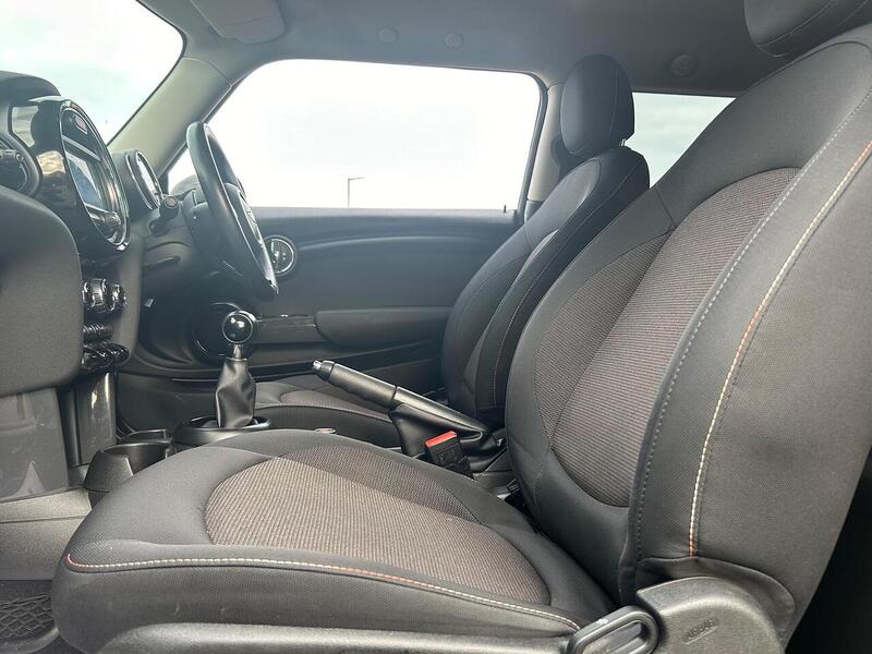 Used MINI Hatch 2018 for sale - 76119369: Photo 29