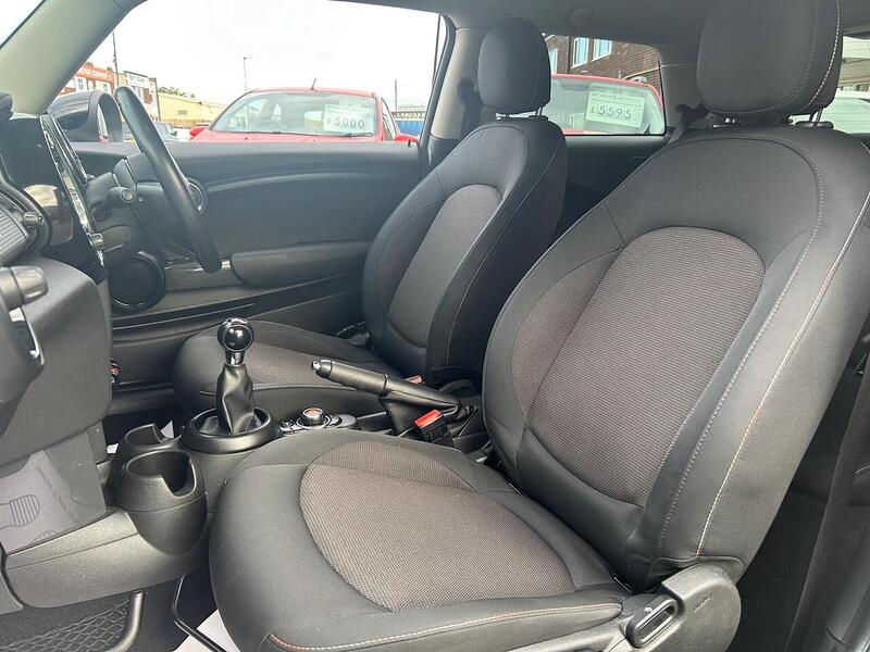 Used MINI Hatch 2018 for sale - 76119369: Photo 30