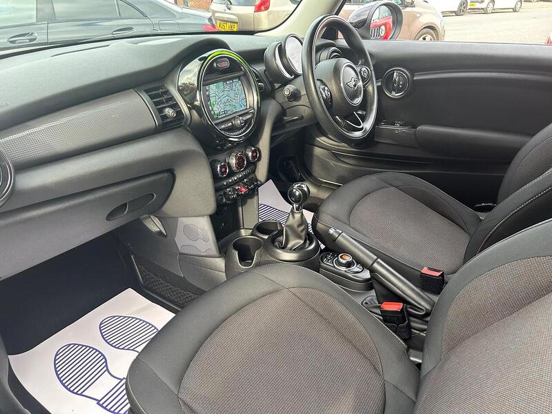 Used MINI Hatch 2018 for sale - 76119369: Photo 38