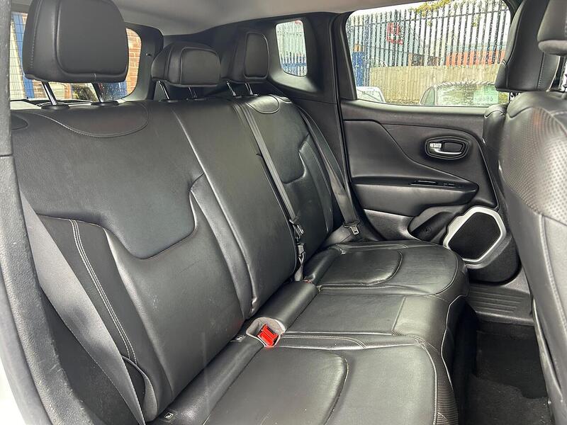 Used Jeep Renegade 2015 for sale - 76403243: Photo 23