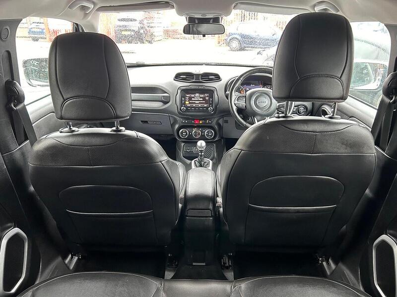 Used Jeep Renegade 2015 for sale - 76403243: Photo 29